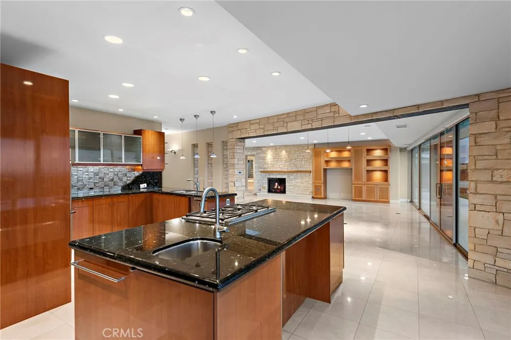 2801 Setting Sun Corona del Mar, CA 92625