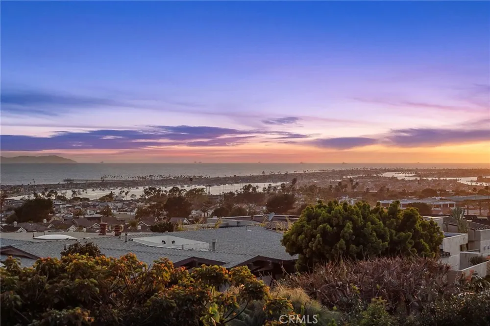 2801 Setting Sun Corona del Mar, CA 92625