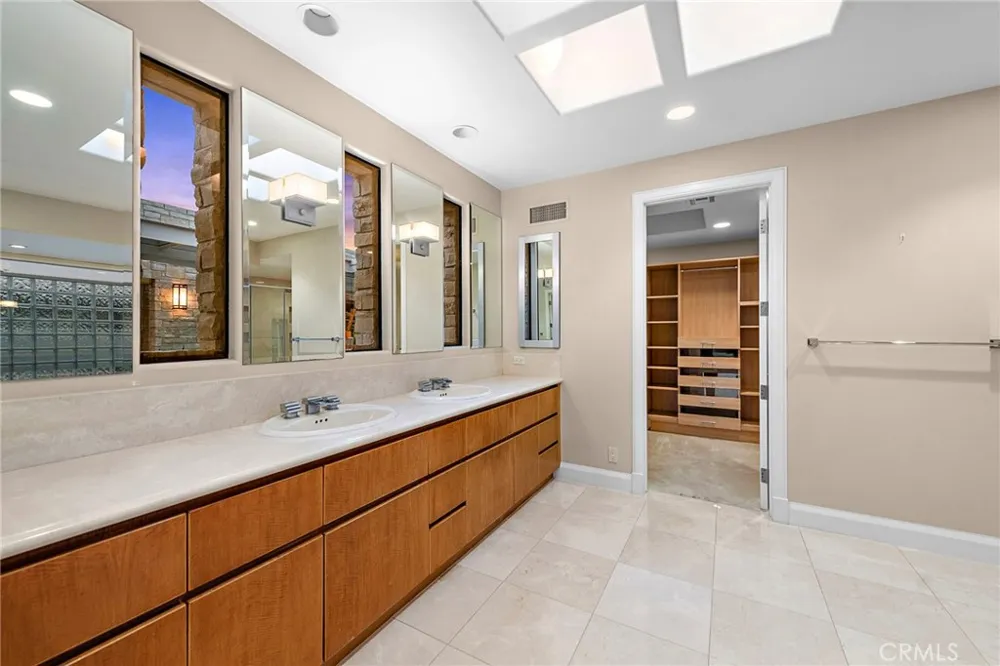 2801 Setting Sun Corona del Mar, CA 92625