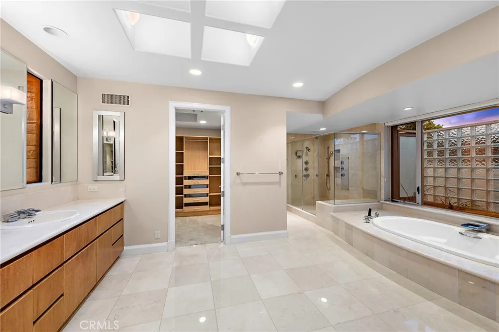 2801 Setting Sun Corona del Mar, CA 92625