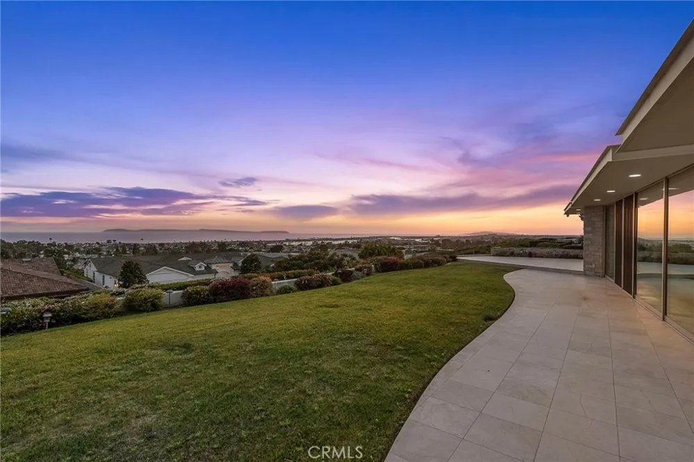 2801 Setting Sun Corona del Mar, CA 92625