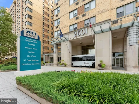 2601 PENNSYLVANIA AVENUE #127