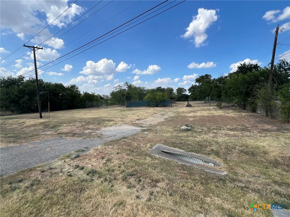 4401 W Stan Schlueter Loop Killeen, TX 76549