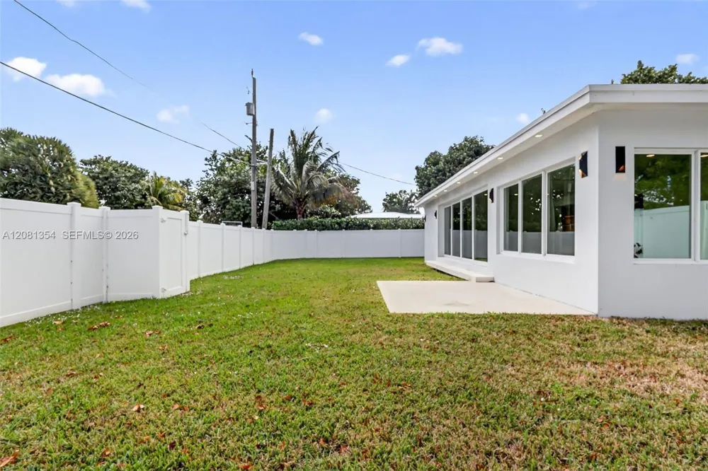1917 Swinton Ave Delray Beach, FL 33444