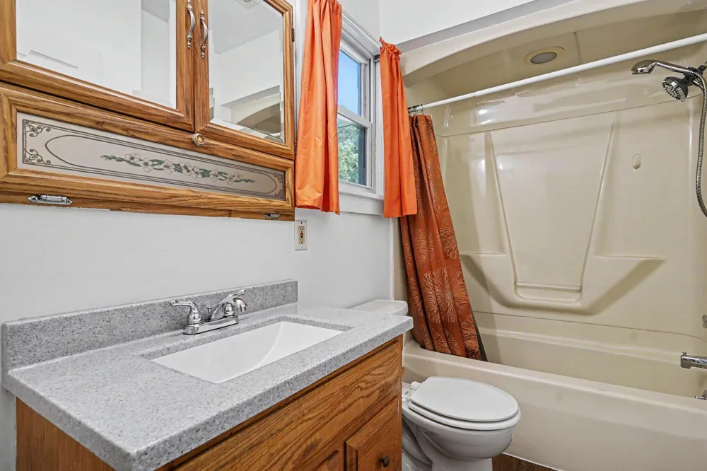 1960 Letart Avenue Muskegon, MI 49441