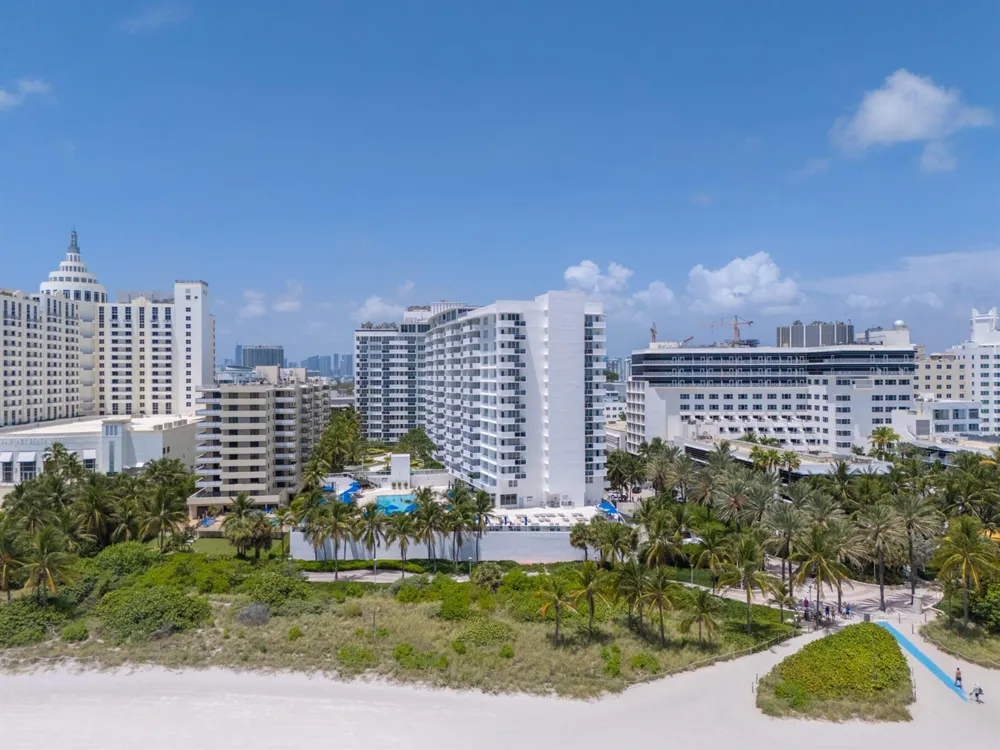 100 Lincoln Road #PH14 Miami Beach, FL 33139