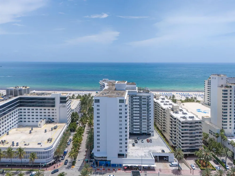 100 Lincoln Road #PH14 Miami Beach, FL 33139