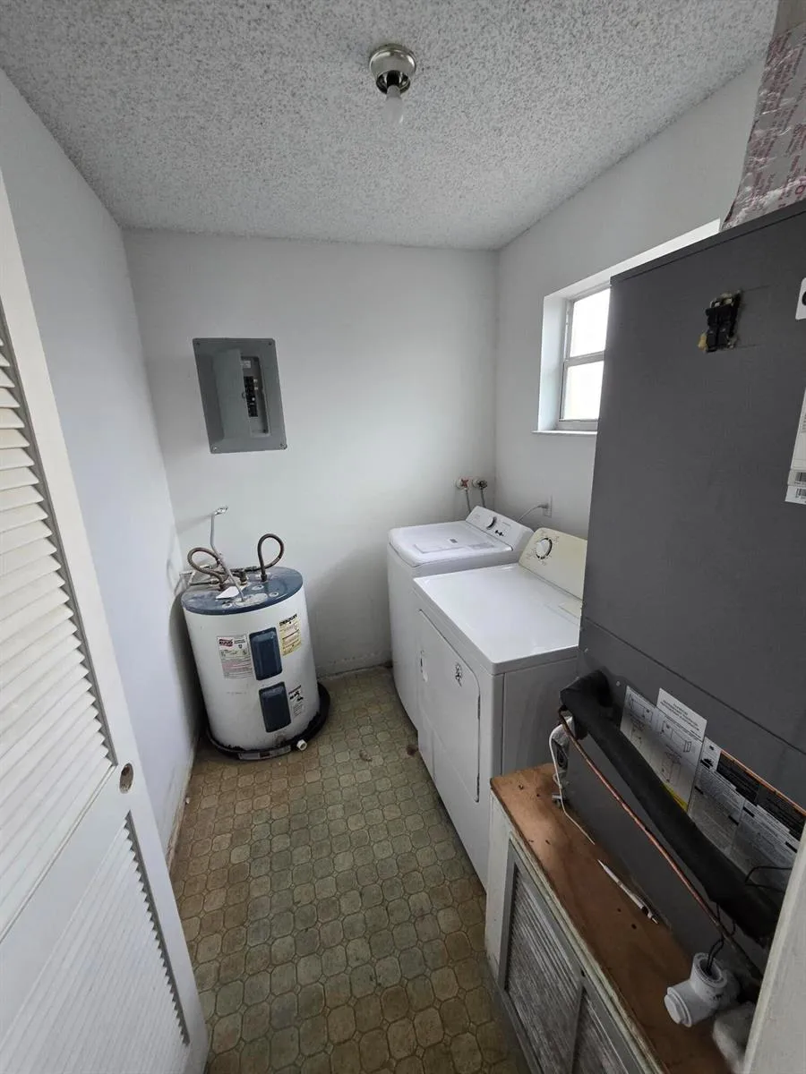 11101 Royal Palm Boulevard #213 Coral Springs, FL 33065
