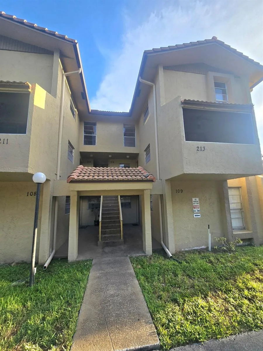 11101 Royal Palm Boulevard #213 Coral Springs, FL 33065