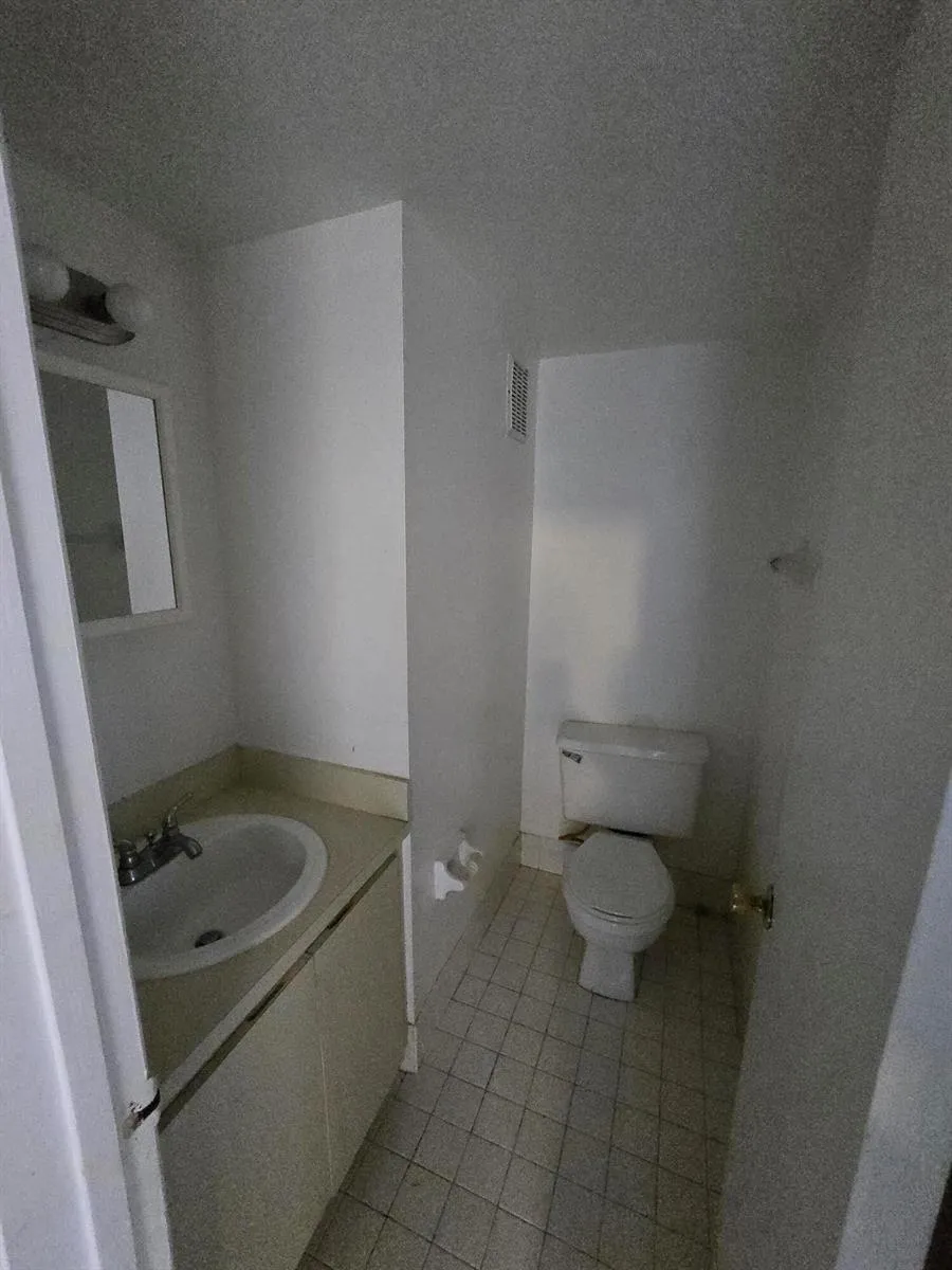 11101 Royal Palm Boulevard #213 Coral Springs, FL 33065