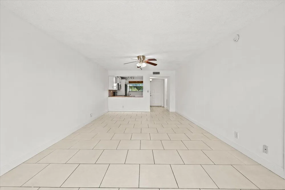 1831 Sabal Palm Drive #403 Davie, FL 33324