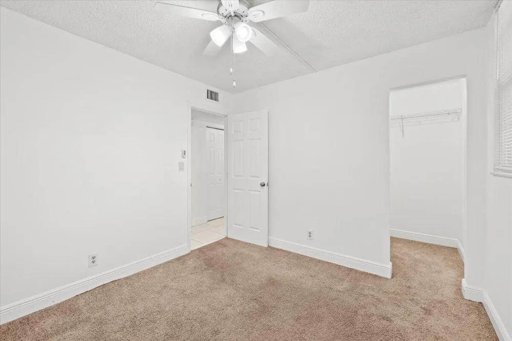 1831 Sabal Palm Drive #403 Davie, FL 33324