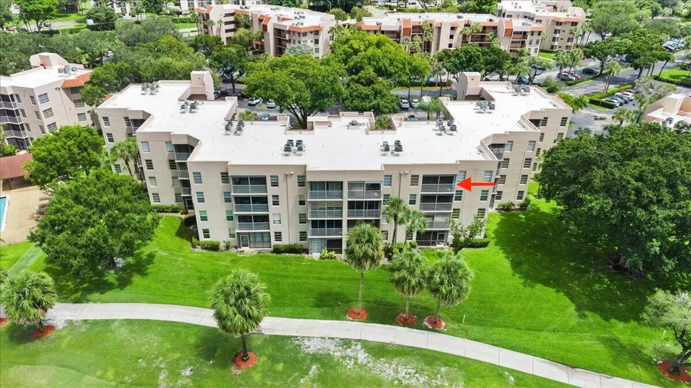 1831 Sabal Palm Drive #403 Davie, FL 33324