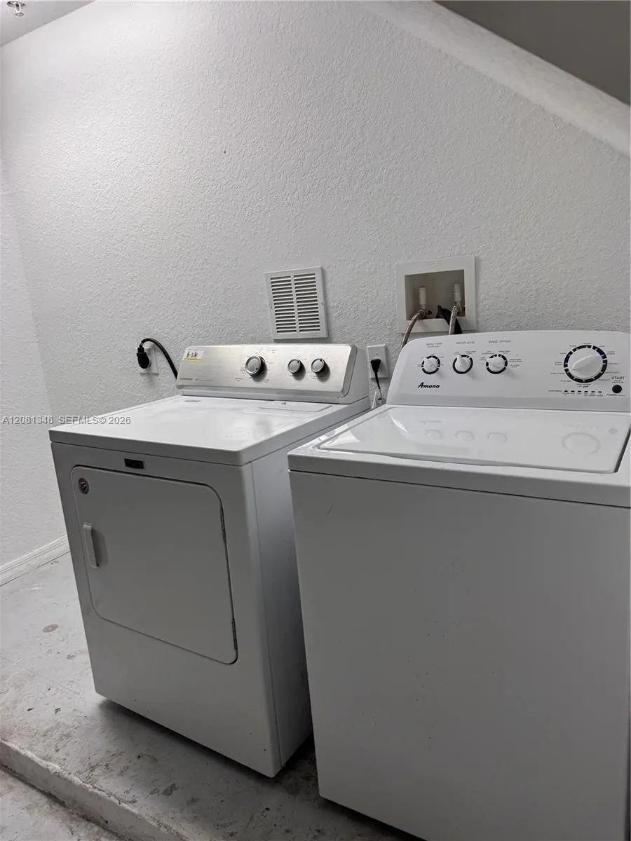 1726 NE 6th St Boynton Beach, FL 33435