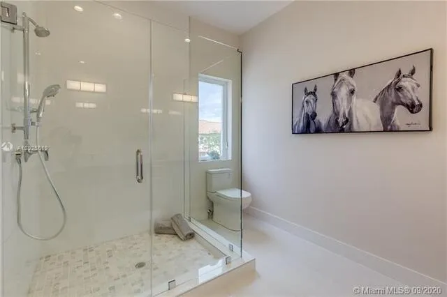 686 NE 43RD STREET Oakland Park, FL 33334