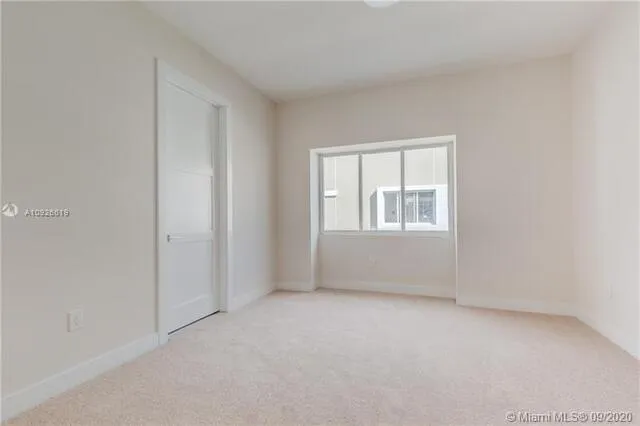 686 NE 43RD STREET Oakland Park, FL 33334