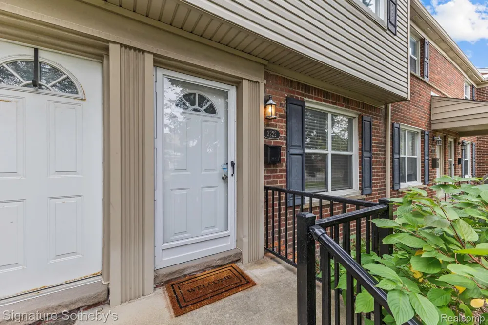3222 Coolidge Highway Royal Oak City, MI 48073