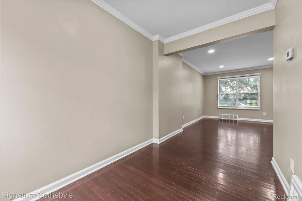 3222 Coolidge Highway Royal Oak City, MI 48073