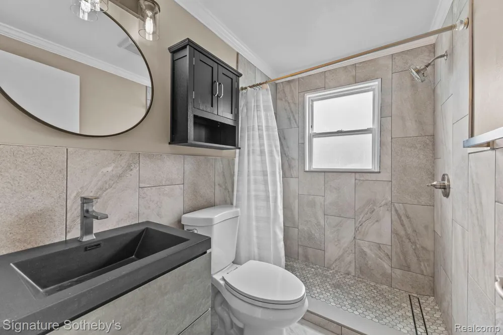3222 Coolidge Highway Royal Oak City, MI 48073