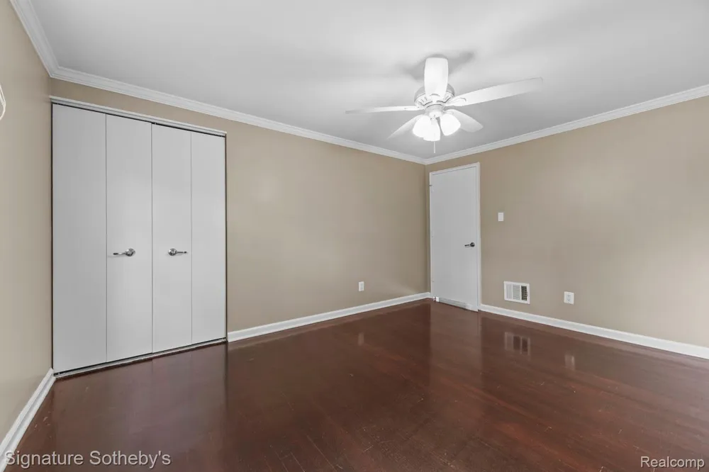3222 Coolidge Highway Royal Oak City, MI 48073