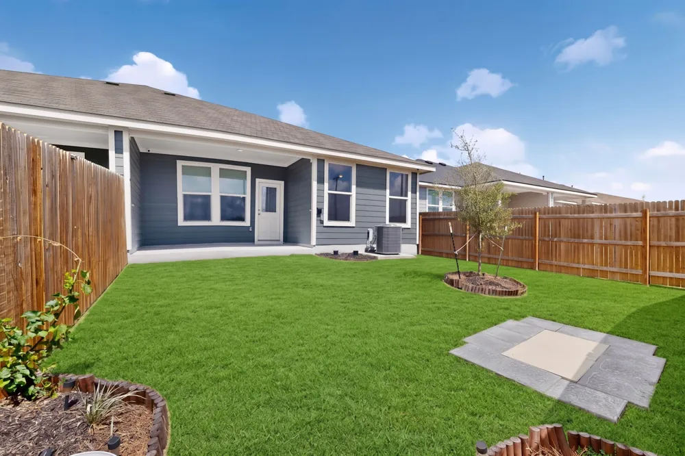 439 Arnold Loop #A Kyle, TX 78640