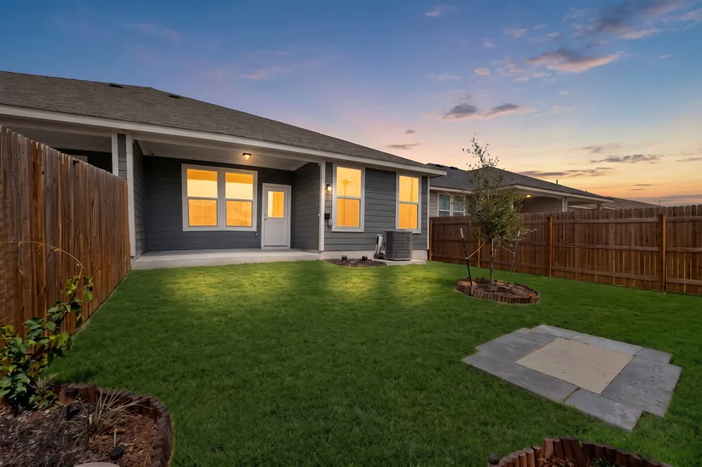 439 Arnold Loop #A Kyle, TX 78640