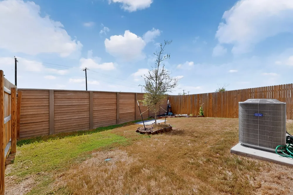 439 Arnold Loop #A Kyle, TX 78640