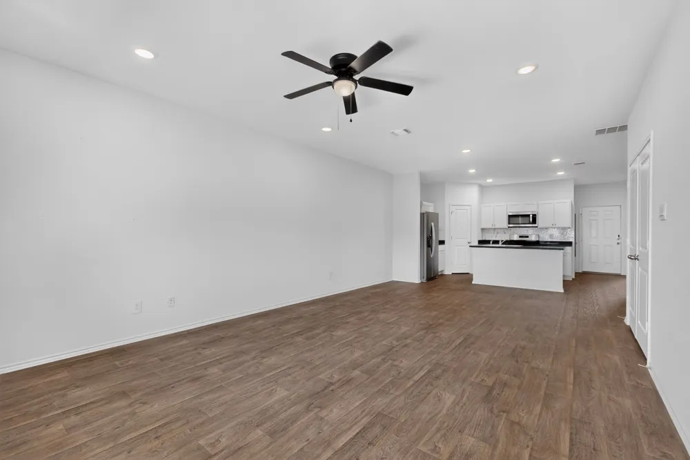 439 Arnold Loop #A Kyle, TX 78640