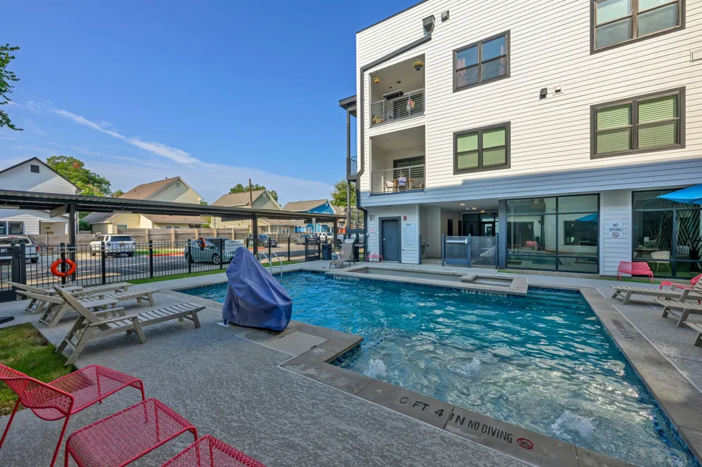 3101 Govalle Avenue #105 Austin, TX 78702