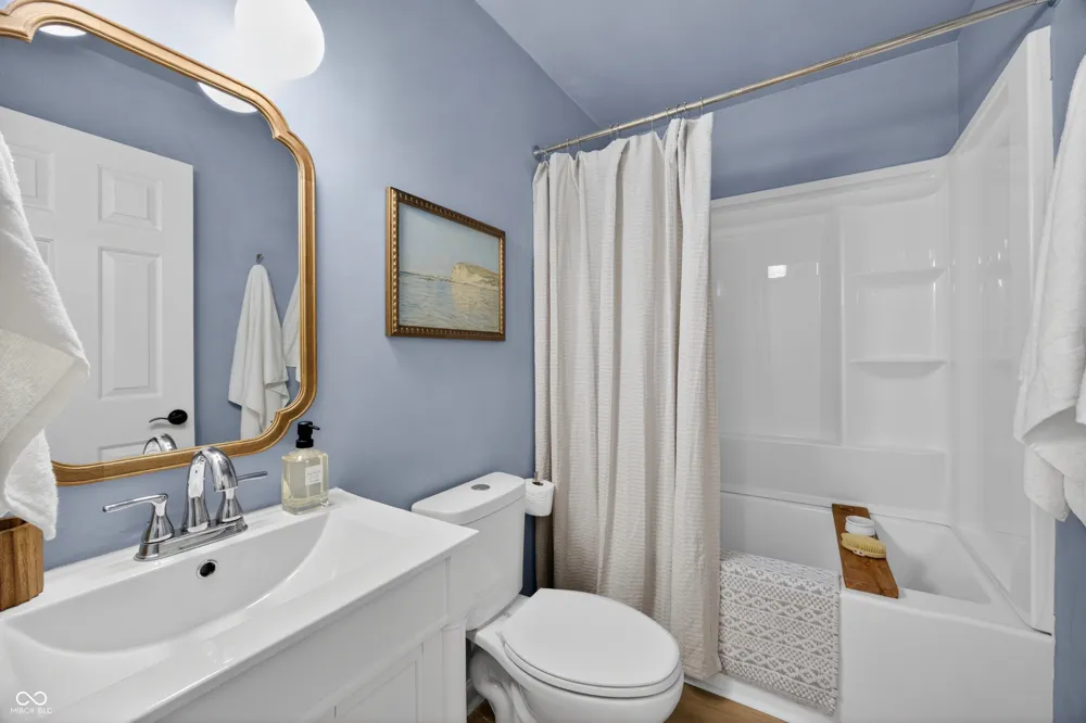 1209 S Hearthstone Court Bloomington, IN 47401