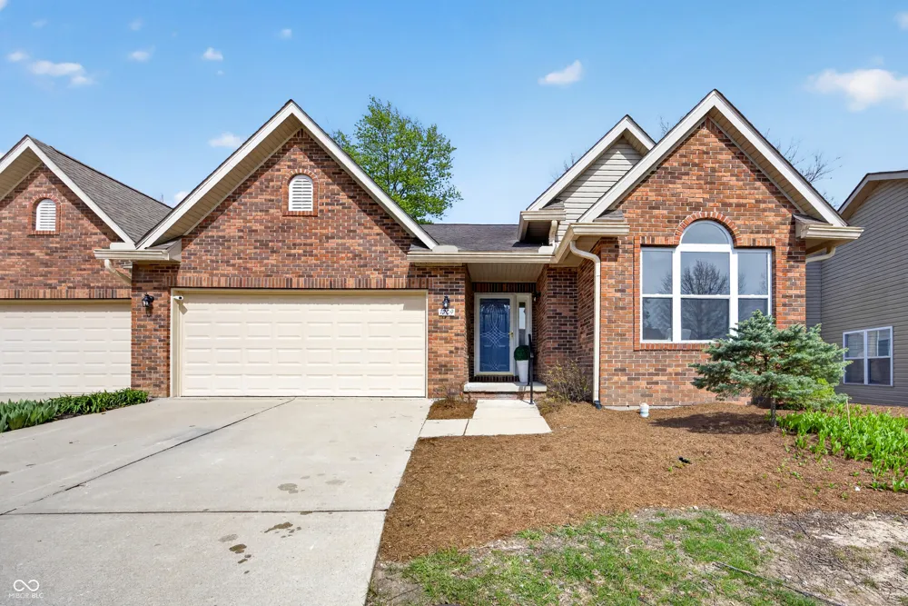 1209 S Hearthstone Court Bloomington, IN 47401