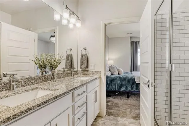 19562 E Sunset Circle Centennial, CO 80015