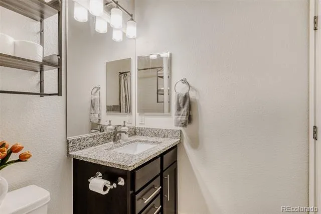 19562 E Sunset Circle Centennial, CO 80015