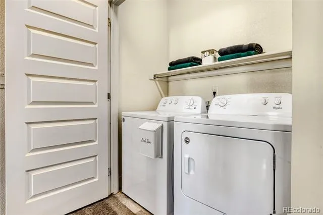 19562 E Sunset Circle Centennial, CO 80015