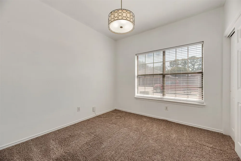 303 Texas Drive Lake Dallas, TX 75065