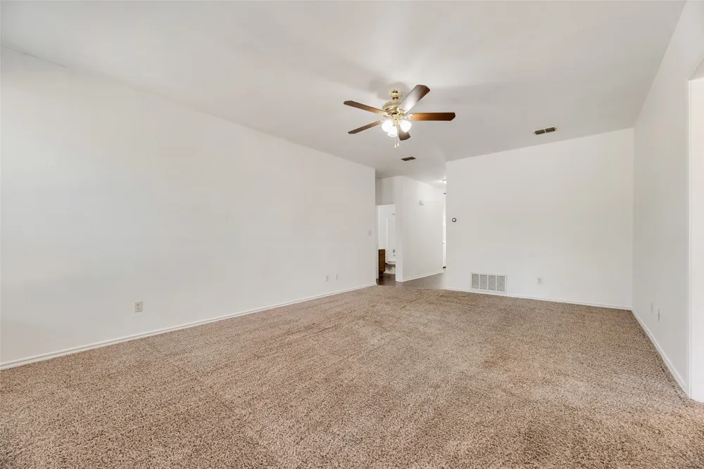 303 Texas Drive Lake Dallas, TX 75065