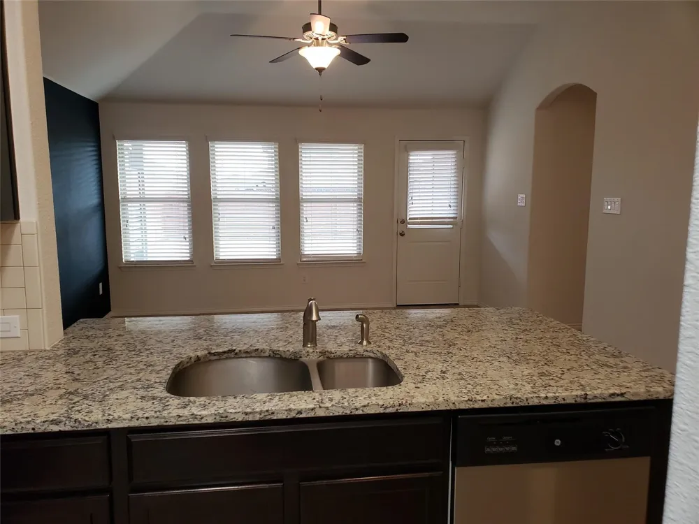 601 Saguaro Drive Fort Worth, TX 76052