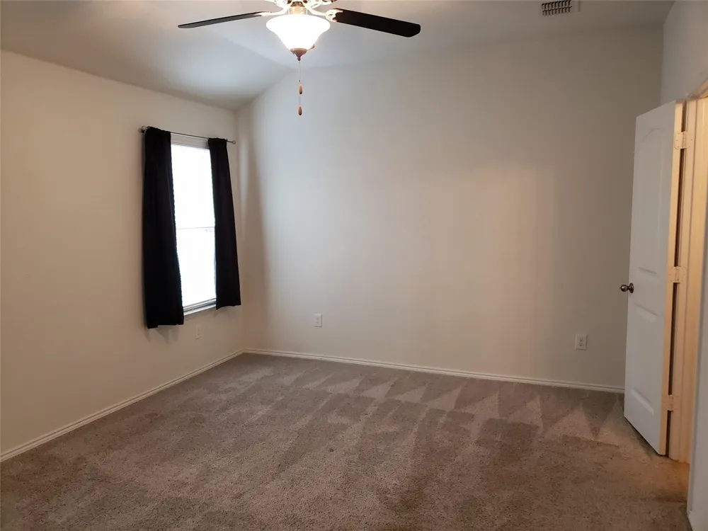 601 Saguaro Drive Fort Worth, TX 76052