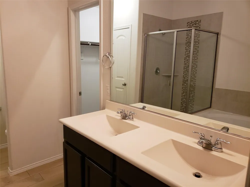 601 Saguaro Drive Fort Worth, TX 76052