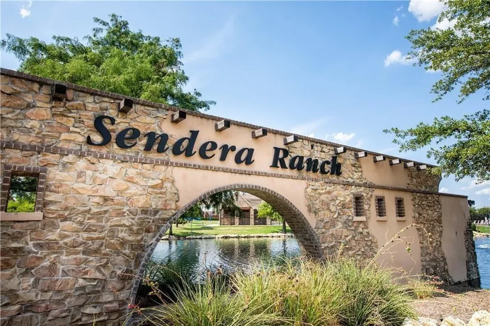 601 Saguaro Drive Fort Worth, TX 76052