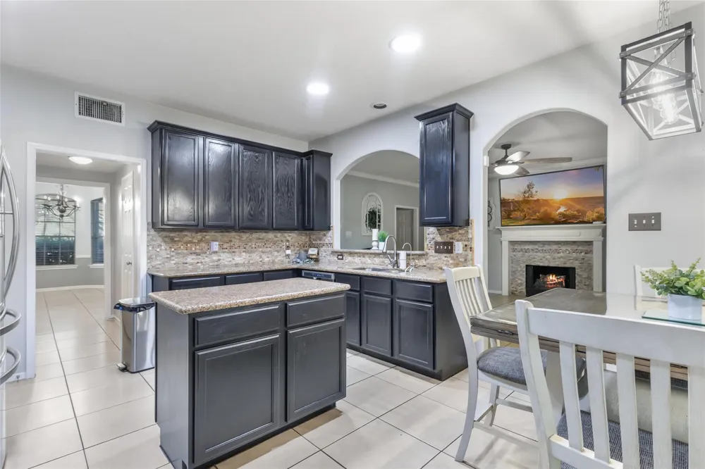 7903 Veranda Drive Cove, TX 77523