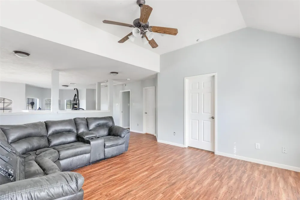7903 Veranda Drive Cove, TX 77523