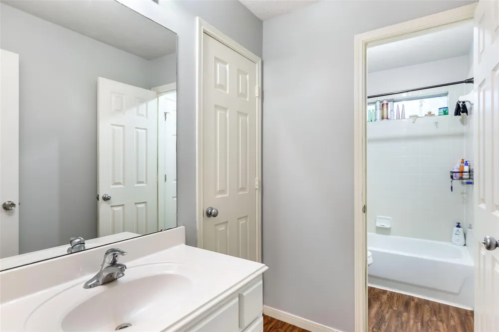 7903 Veranda Drive Cove, TX 77523
