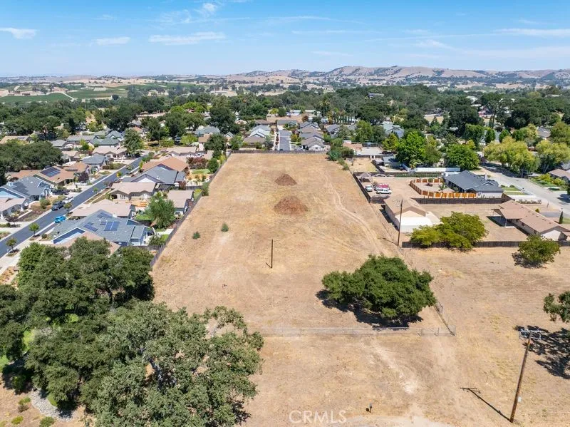 1375 El Camino Real Atascadero, CA 93422