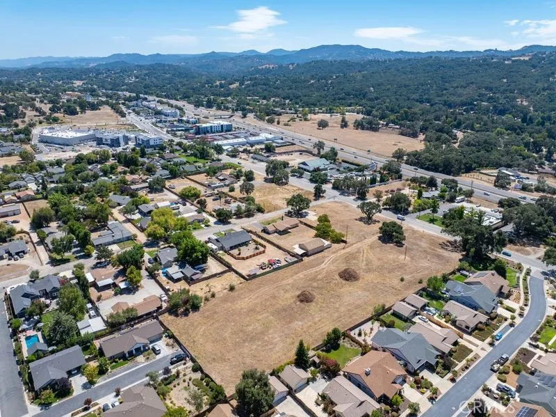 1375 El Camino Real Atascadero, CA 93422