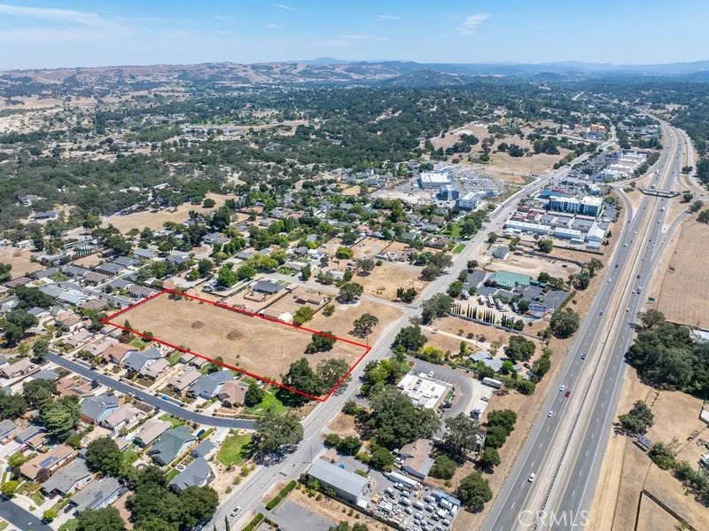 1375 El Camino Real Atascadero, CA 93422