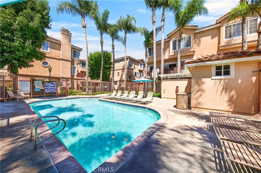 14099 Lemoli Hawthorne, CA 90250