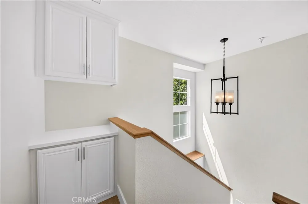 14099 Lemoli Hawthorne, CA 90250