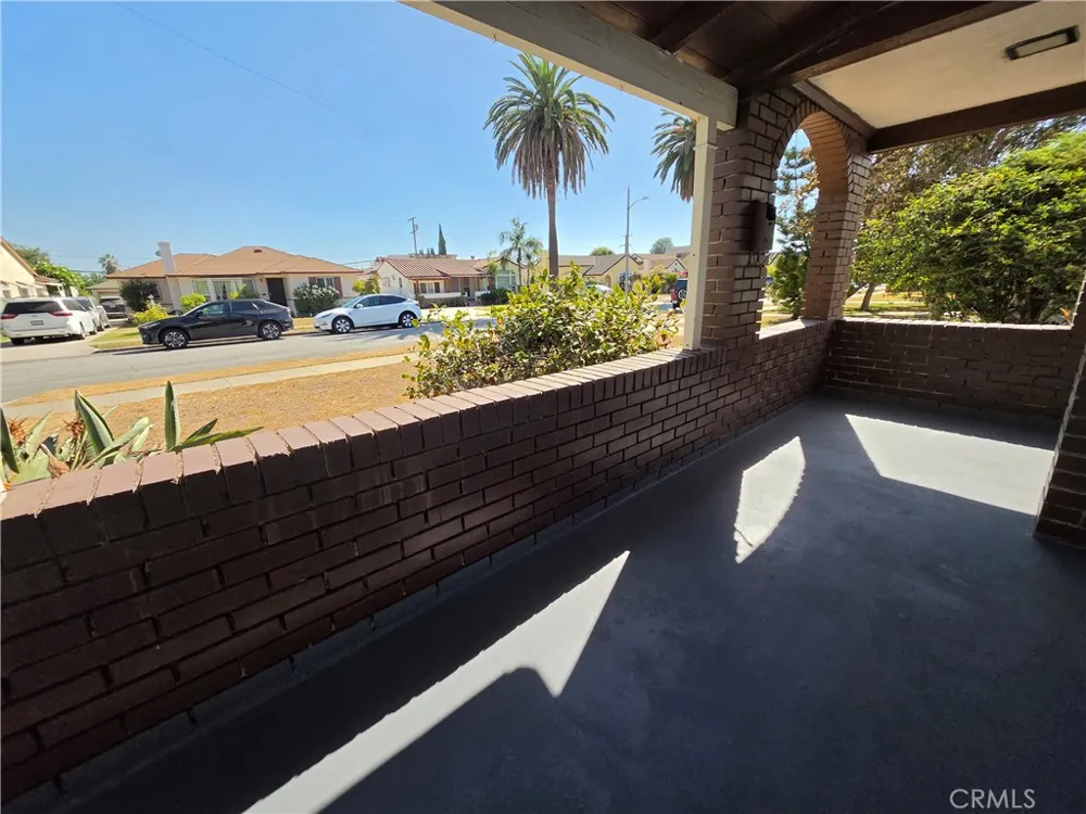 8939 Guess Rosemead, CA 91770