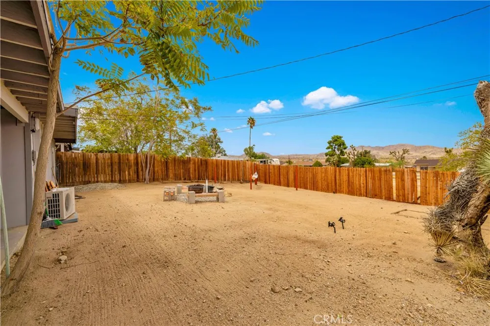 61542 Palm Vista Drive Joshua Tree, CA 92252